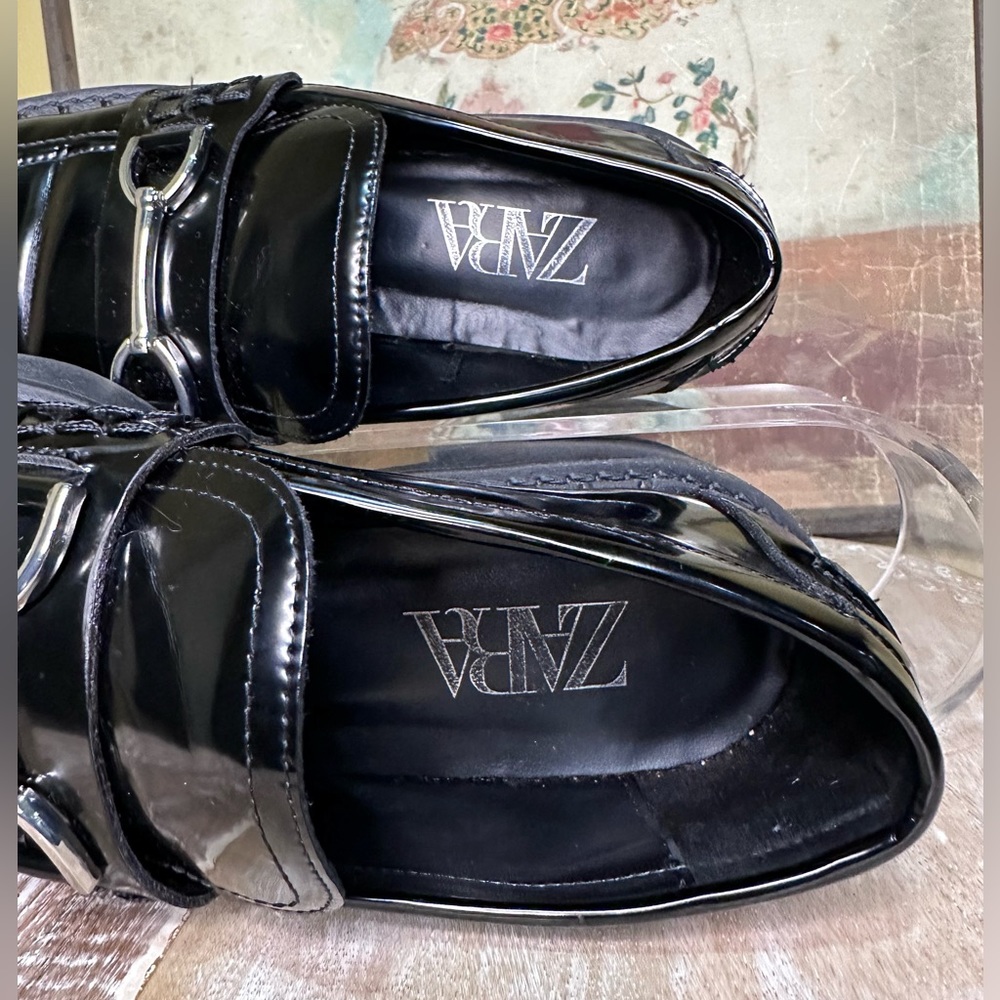 EUC ZARA Chunky Sole Loafer with Silver-Tone Hardware. Size 38/7.5 - Picture 11 of 15